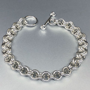 Seaxwolf handcrafted chunky sterling silver double link chain for men and women.