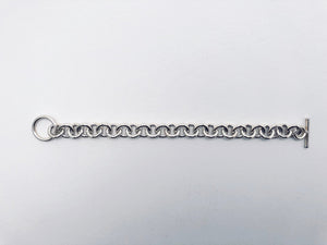 Seaxwolf thick single link chain bracelet for men and women in solid 925 sterling silver from handmade links and handcrafted toggle clasp.